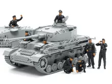 1/35 WEHRMACHT TANK CREW SET 35354